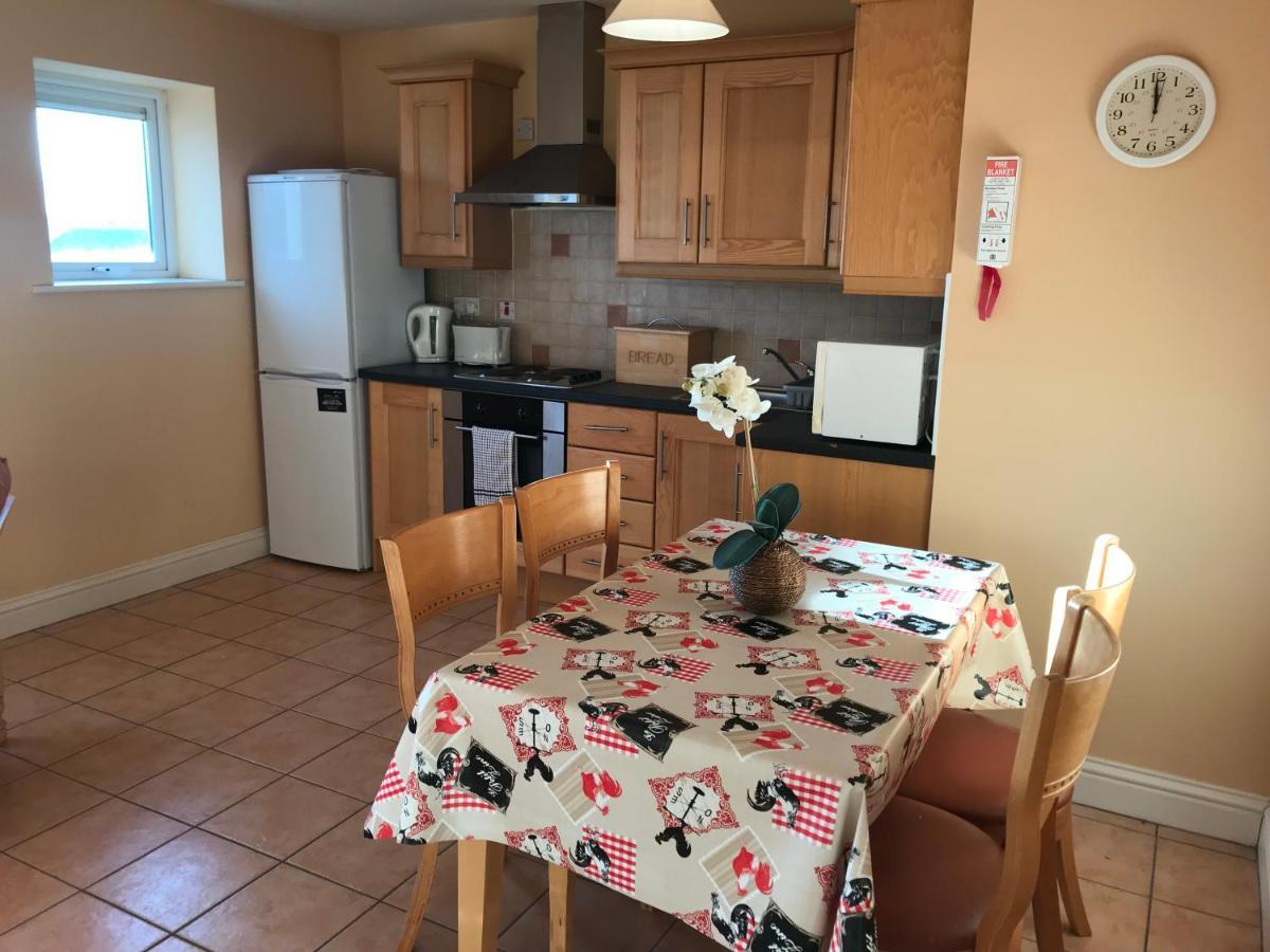 Kings Court Holiday Apartments Τράλι Εξωτερικό φωτογραφία