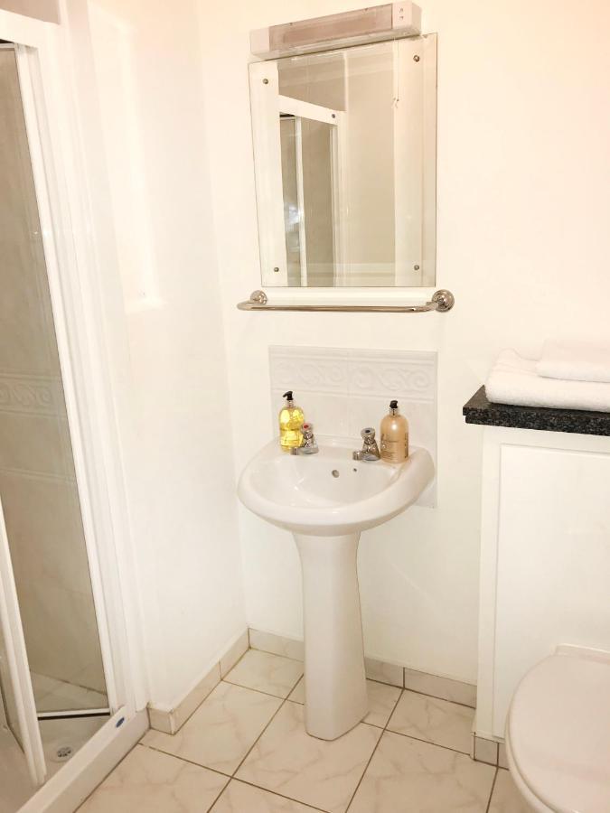 Kings Court Holiday Apartments Τράλι Εξωτερικό φωτογραφία